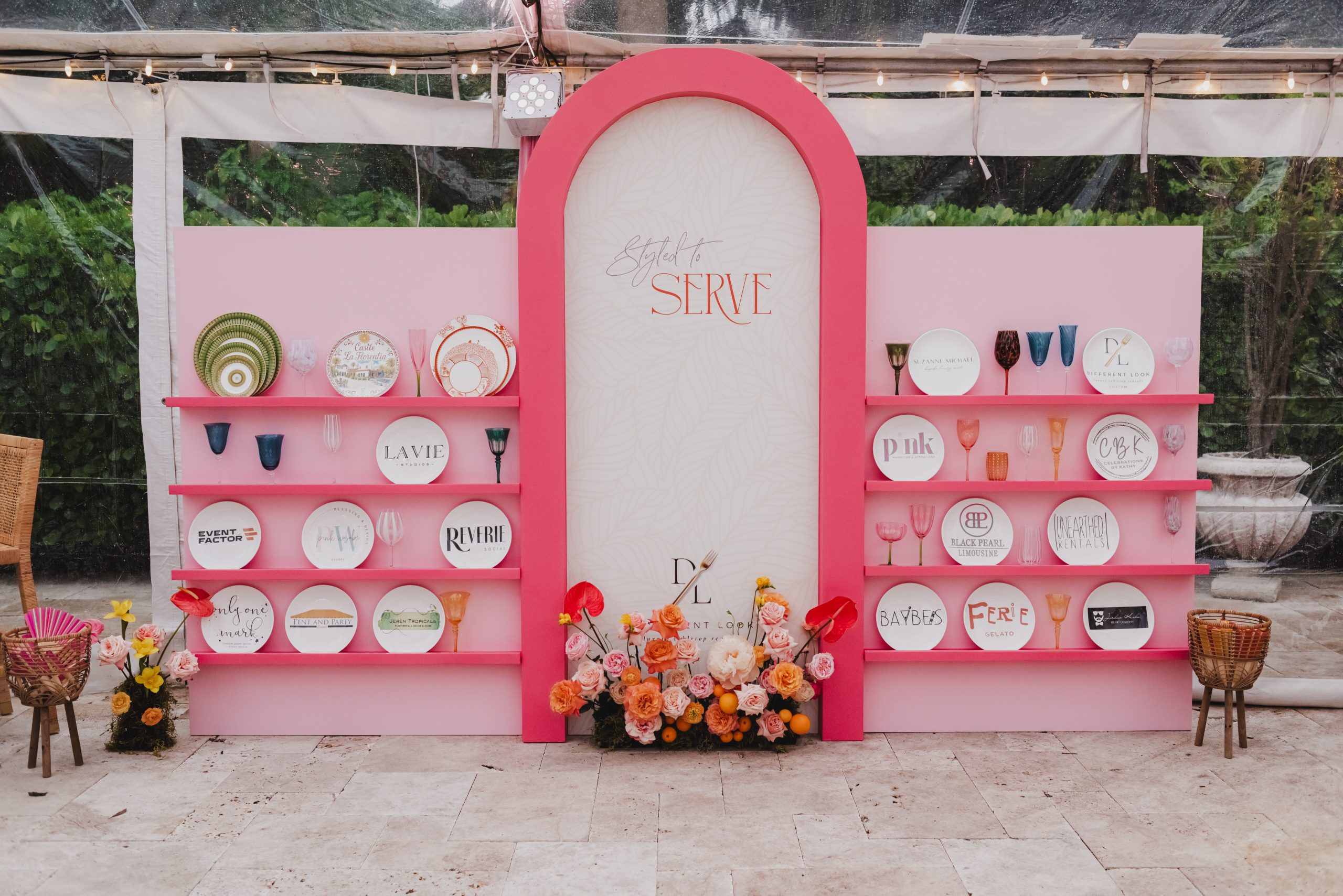Customizable Arch Display with Shelving